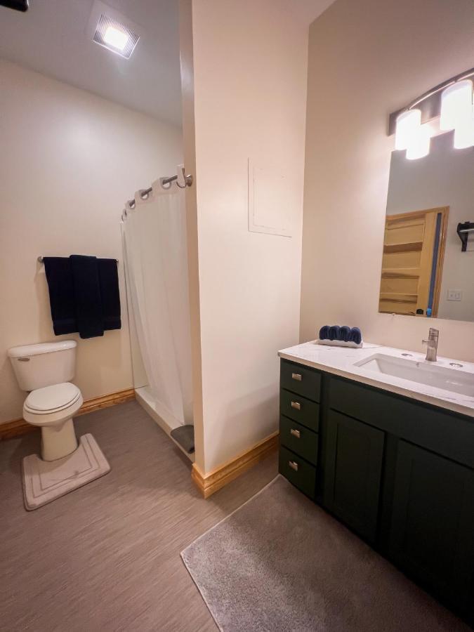 Elkader Goldfinch Suites מראה חיצוני תמונה